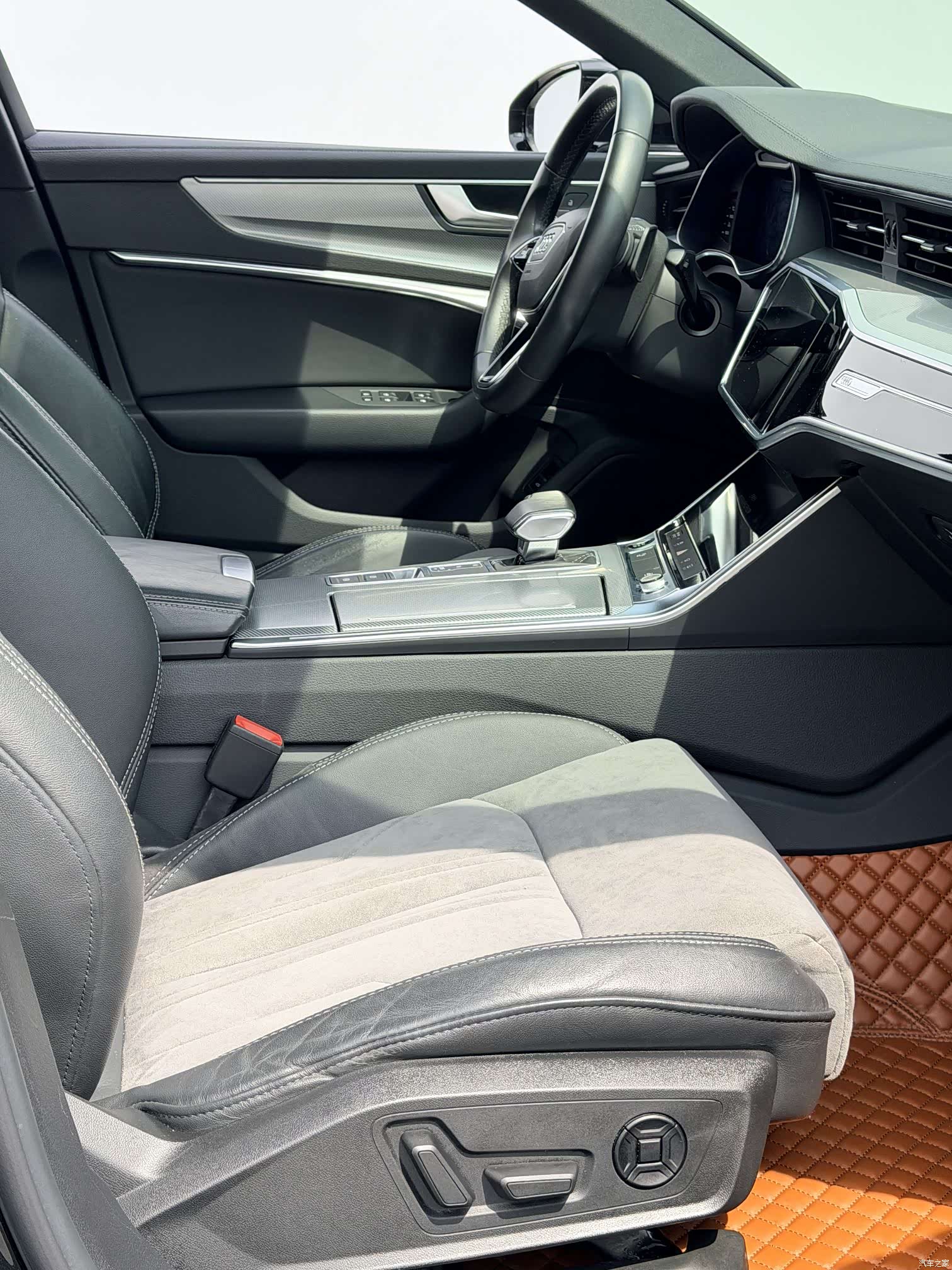 Audi A6L, 2022 9