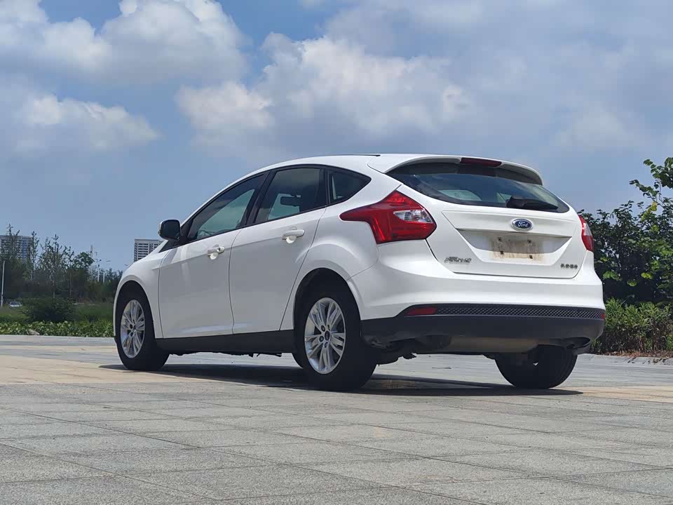 Ford Fox