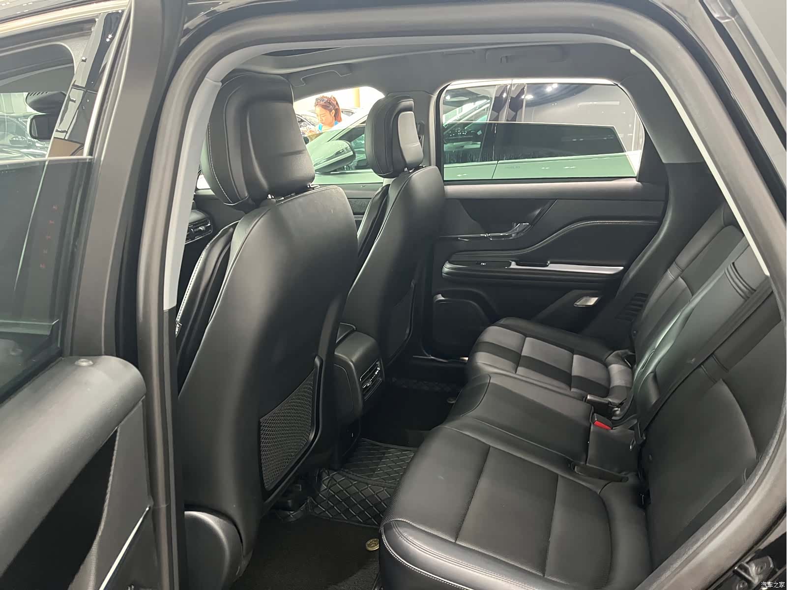 Lincoln Corsair, 2021 10