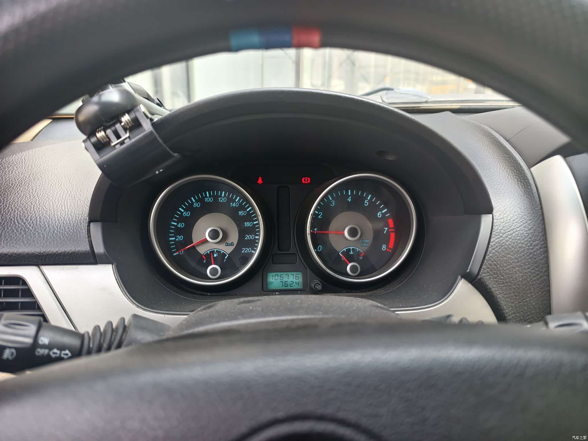 Buick 1.6LX-MT, 2013 10