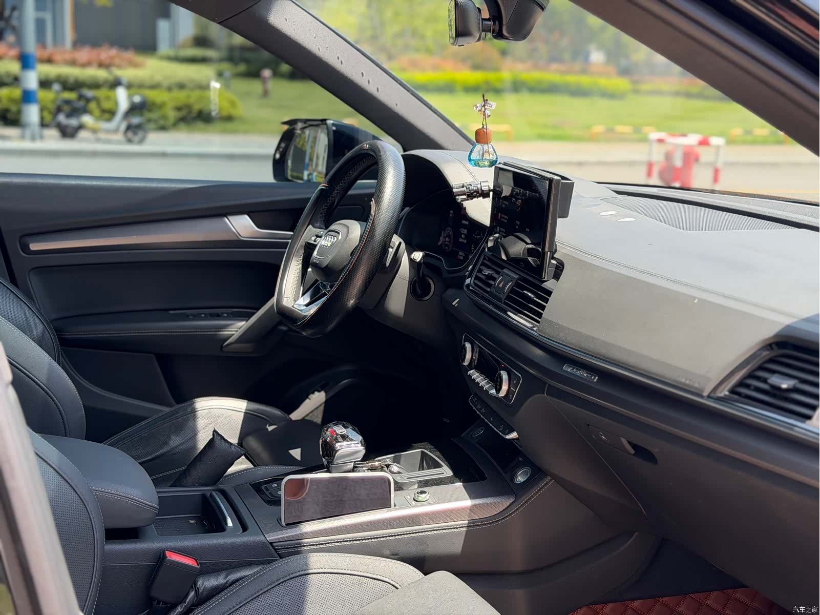Audi Q5L, 2023 13