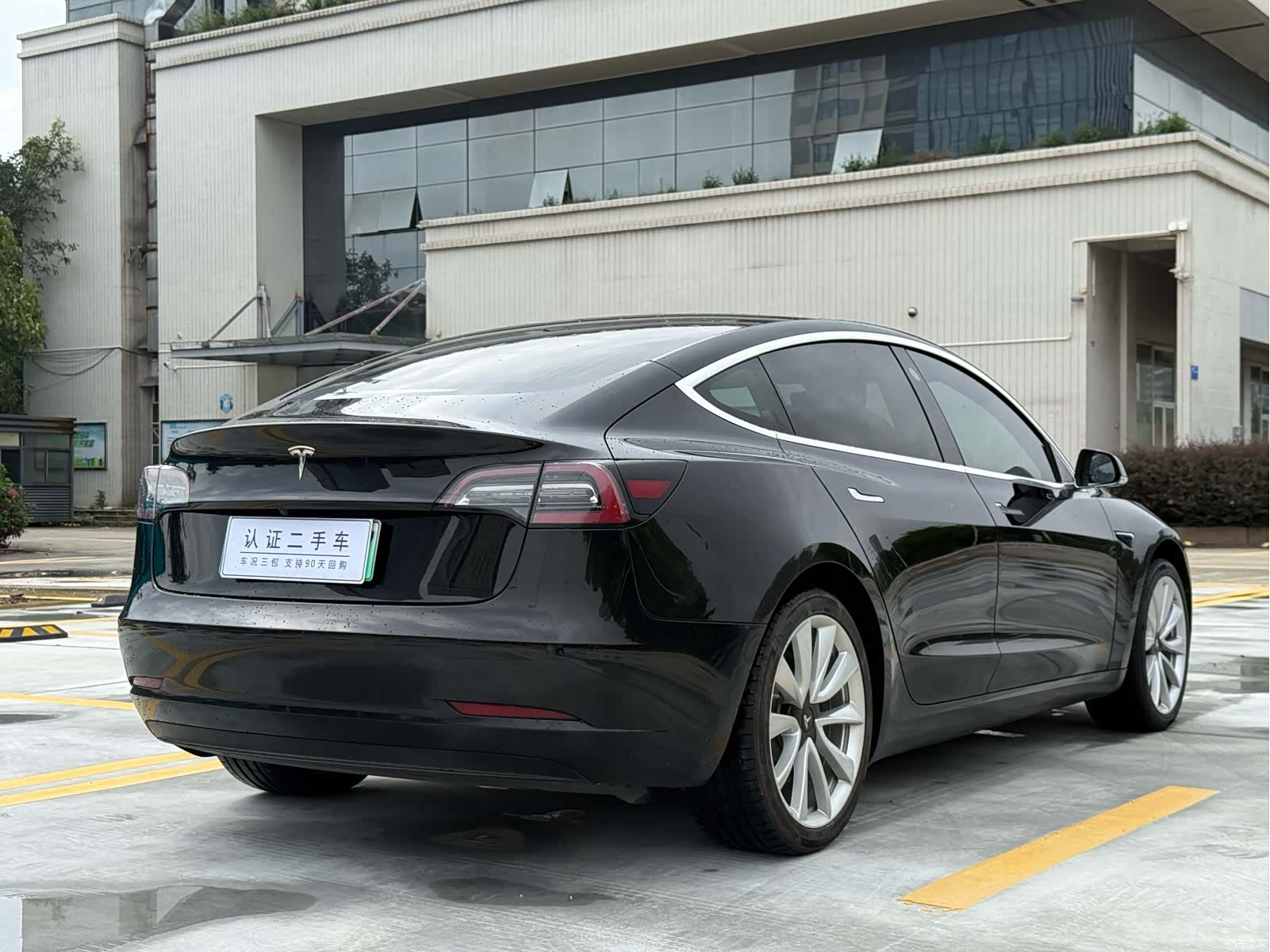 Tesla Model 3, 2020 14