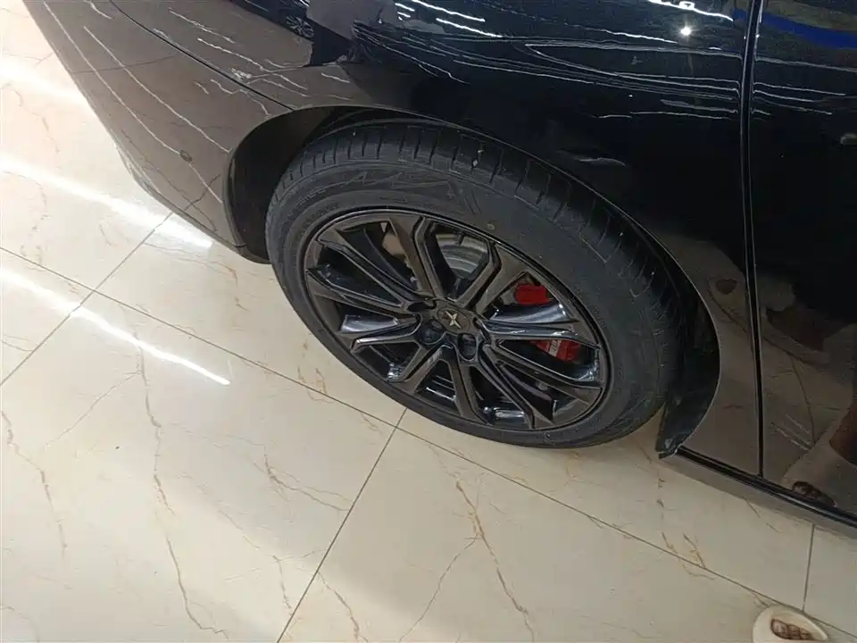 XPENG P7