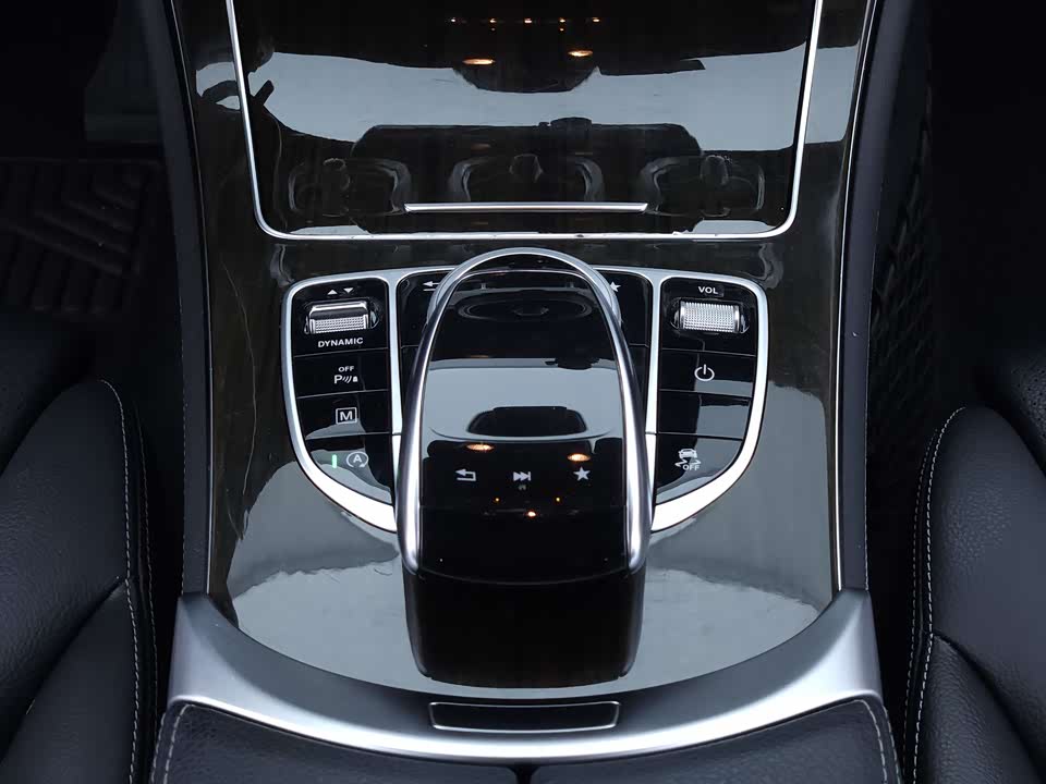 Mercedes-Benz GLC Mercedes-Benz GLC
