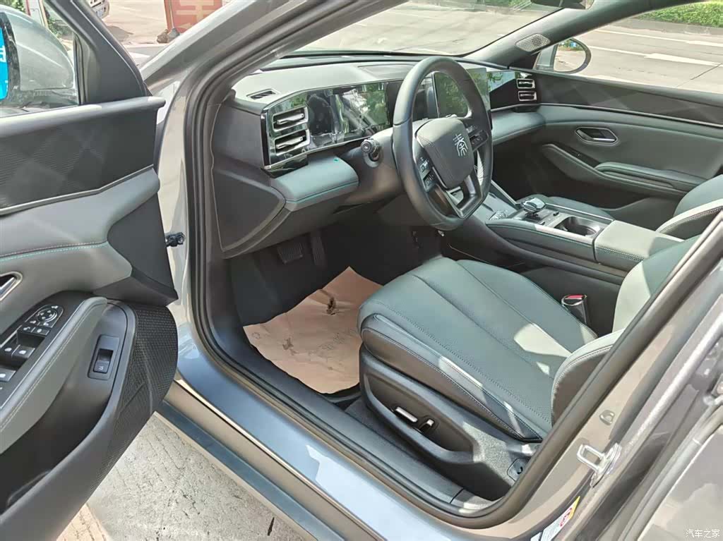 BYD Qin, 2025 18