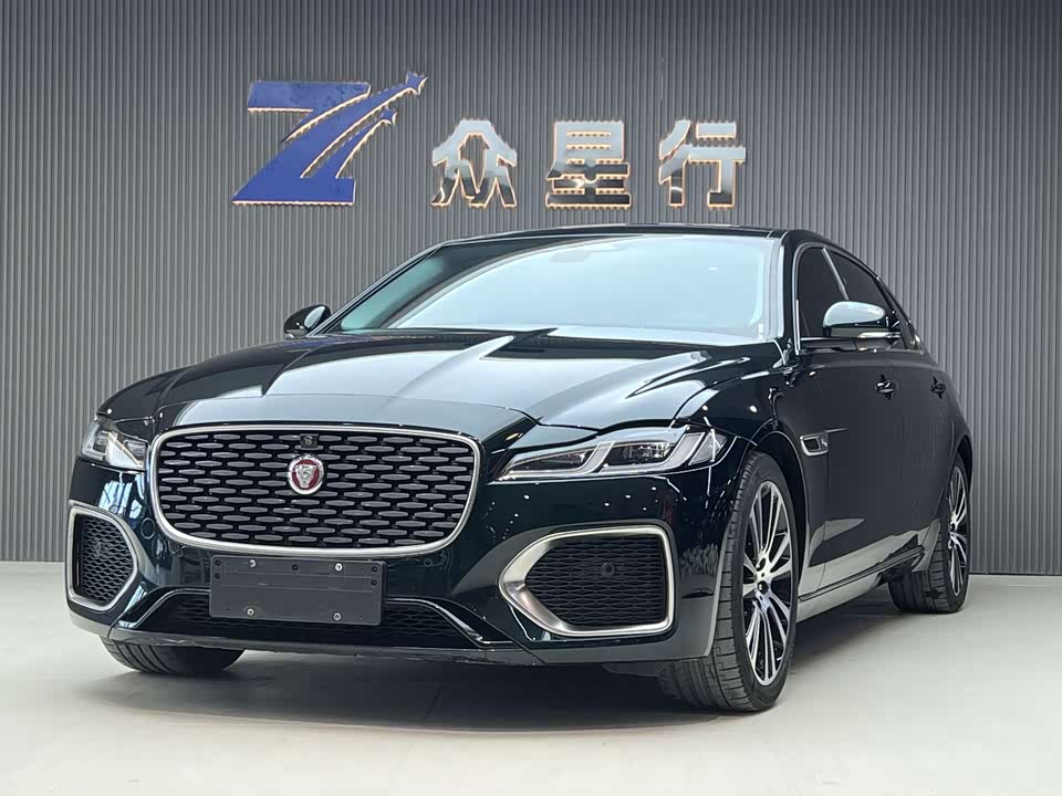 Jaguar XFL