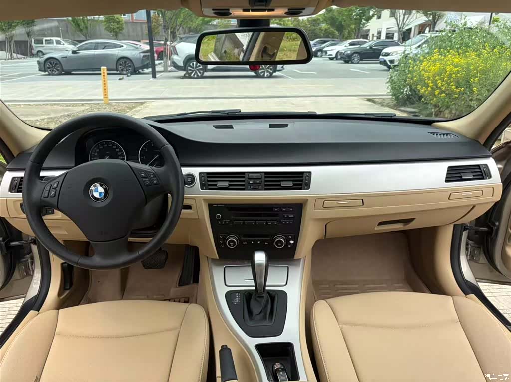 BMW 3 Series, 2010 все фото