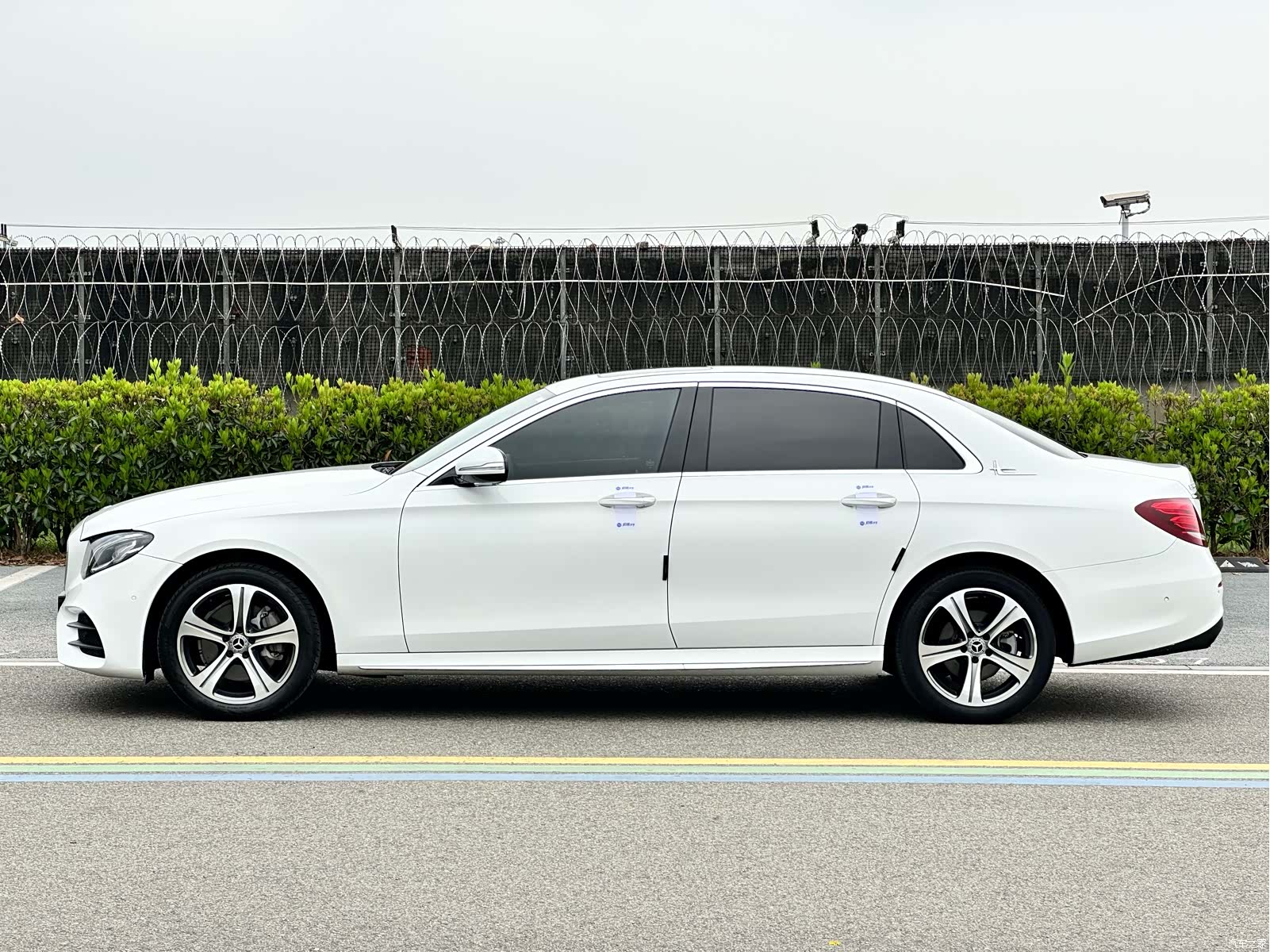 Mercedes-Benz E-Class, 2018 4