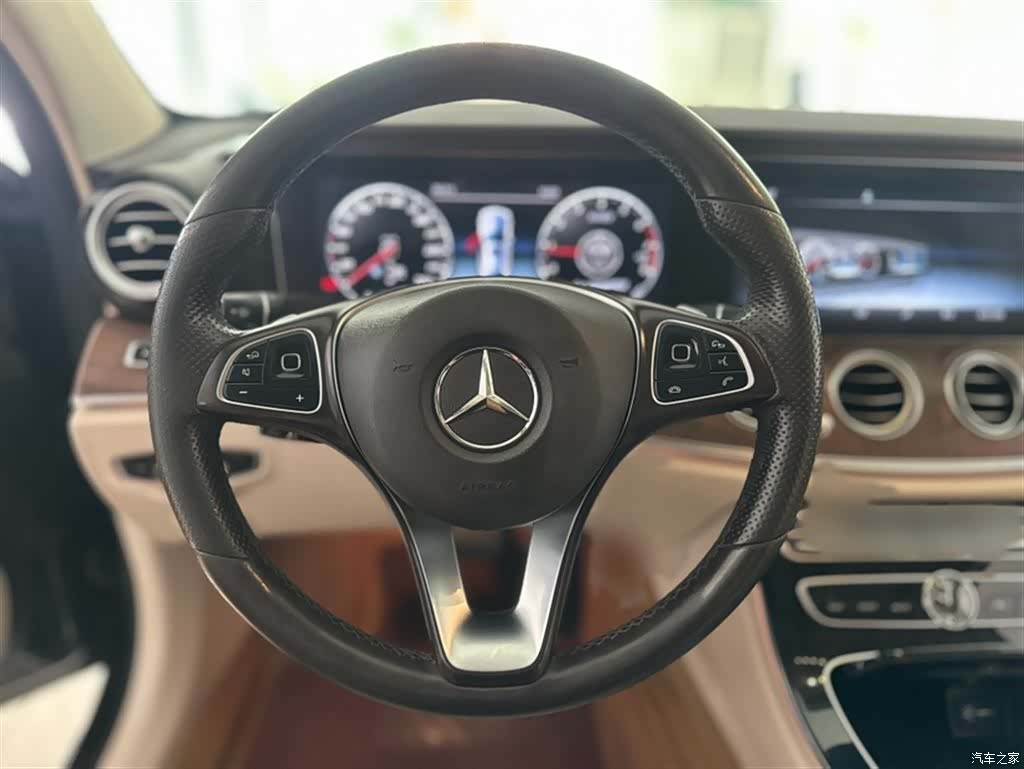 Mercedes-Benz E-Class, 2016 11