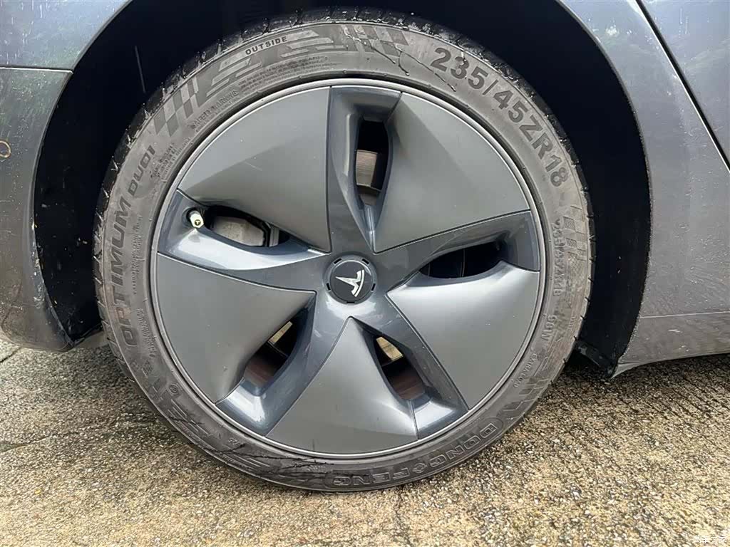 Tesla Model 3, 2020 9