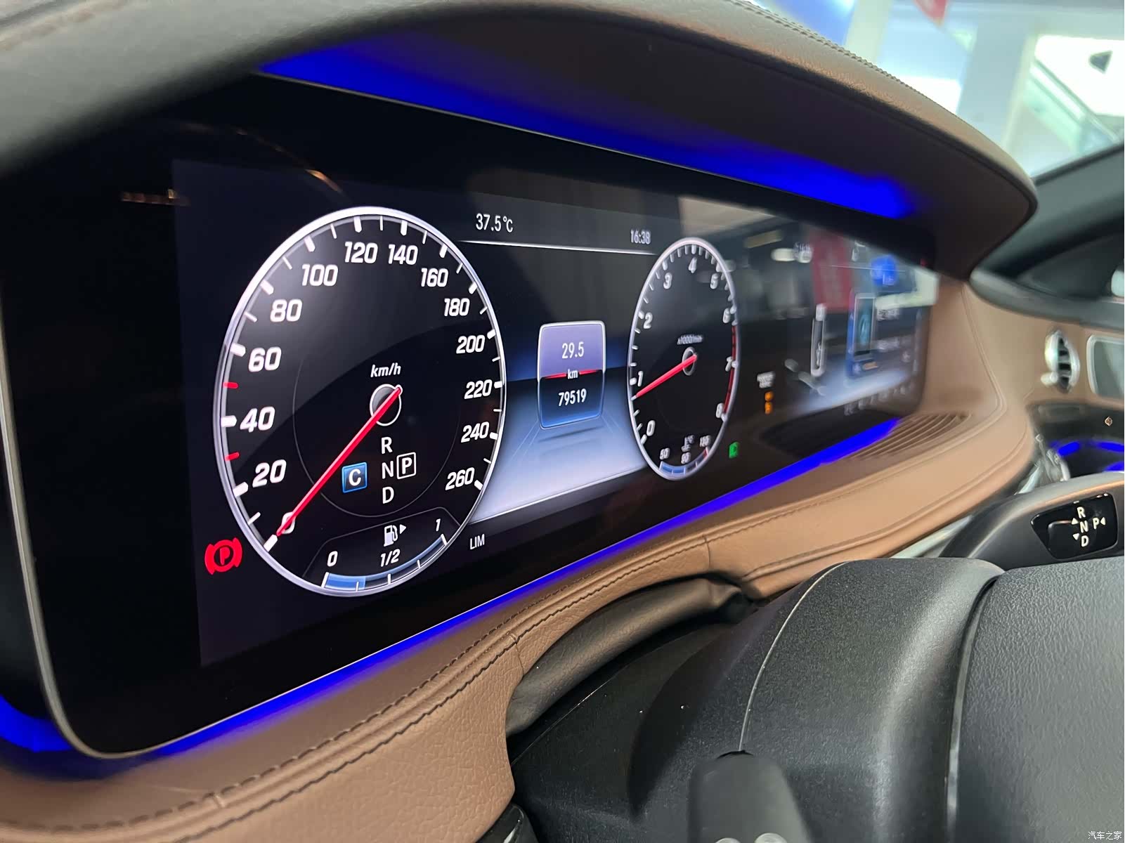 Mercedes-Benz S-Class, 2018 35