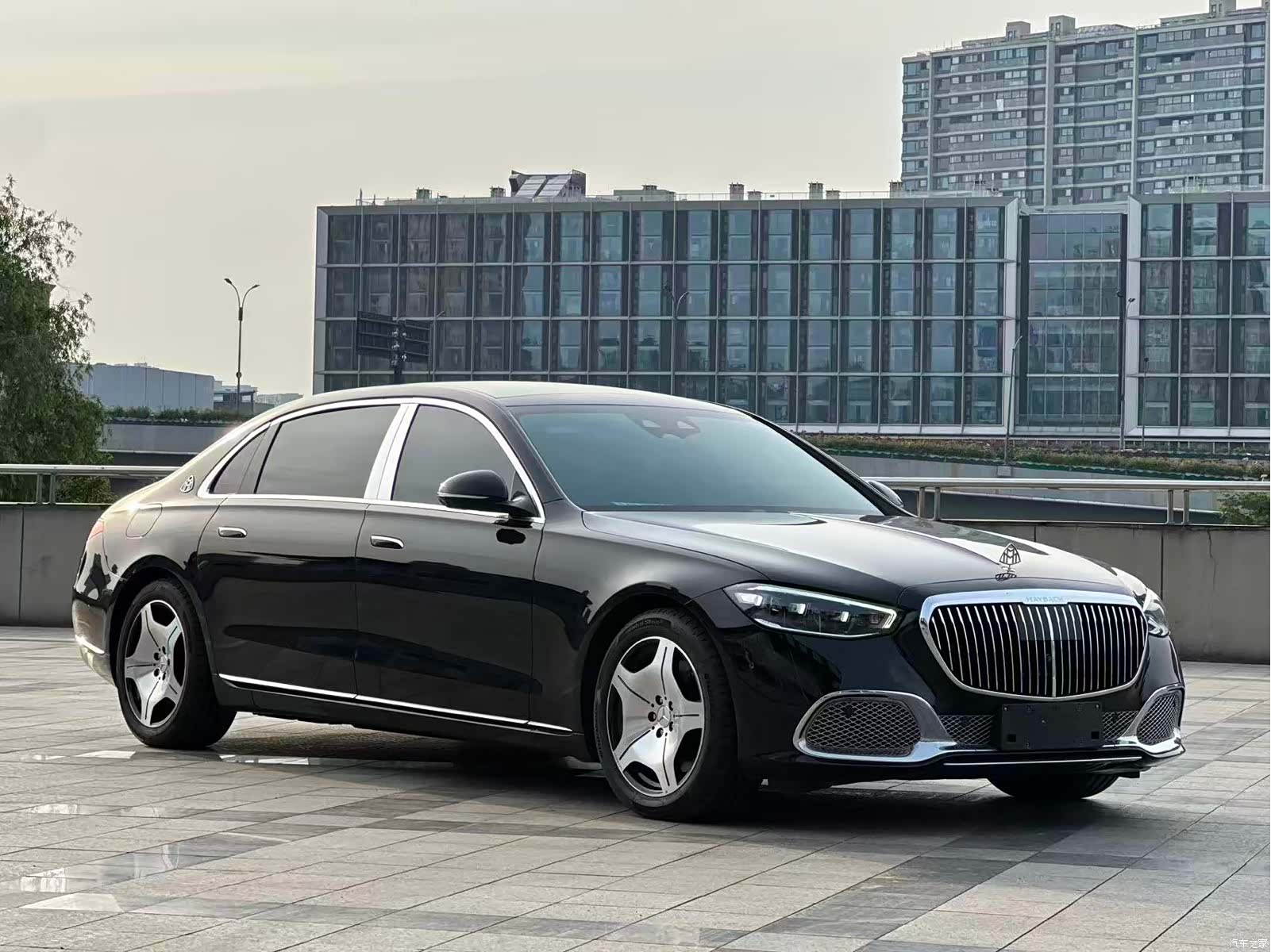 Maybach S-Class, 2022 3