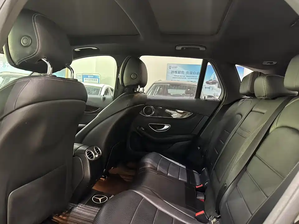 Mercedes-Benz GLC Mercedes-Benz GLC