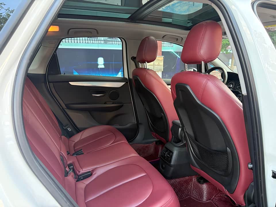 BMW 2 series station wagon