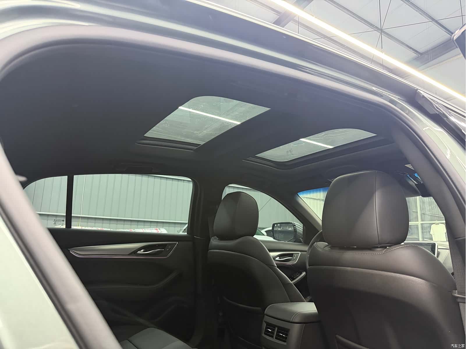 Cadillac CT5, 2022 11