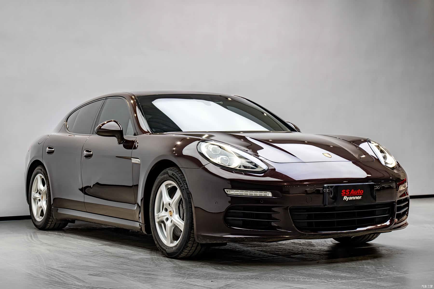 Porsche Panamera, 2014 3