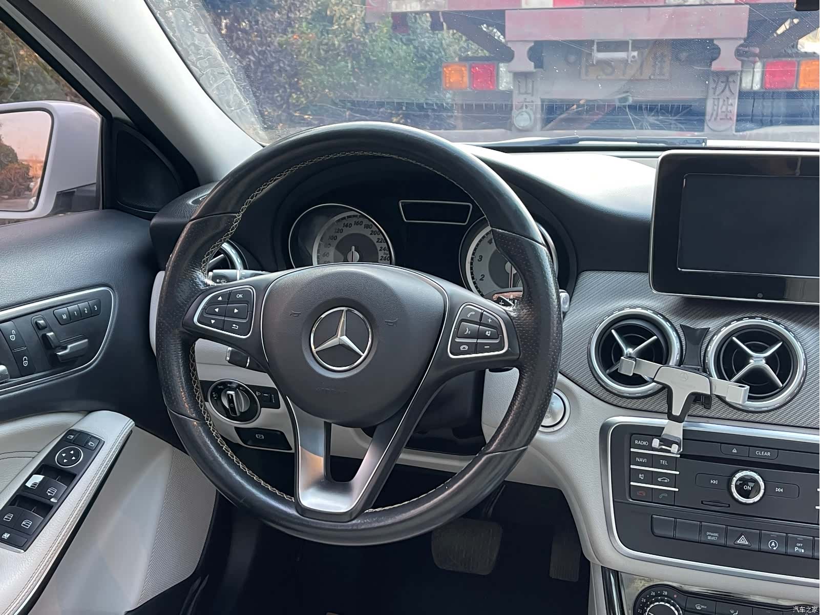 Mercedes-Benz GLA, 2017 15