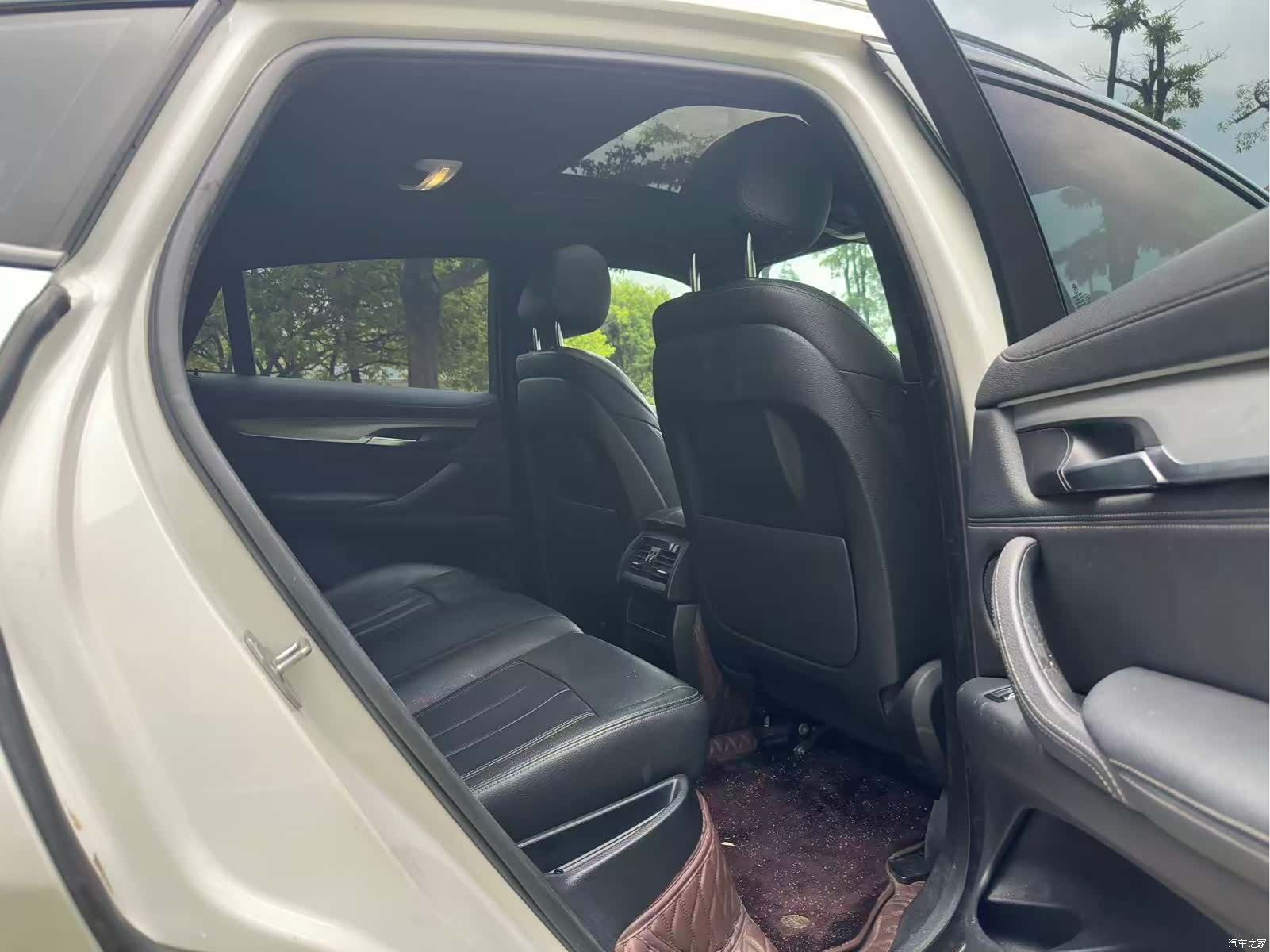 BMW X6, 2019 10