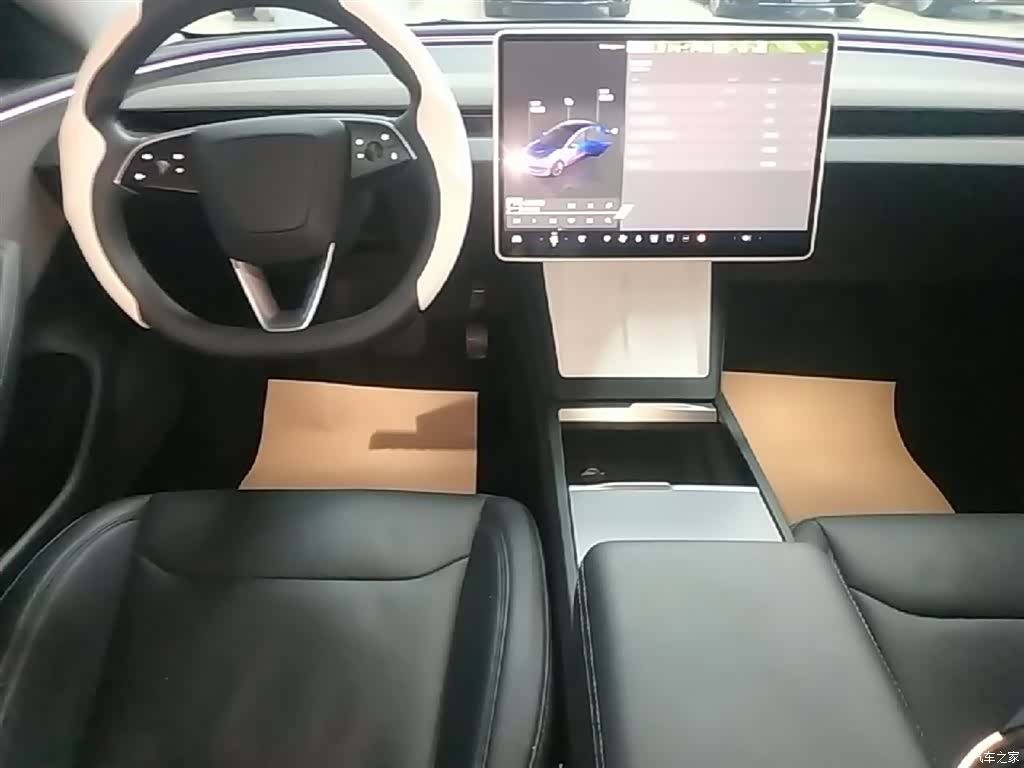 Tesla Model 3, 2024 13
