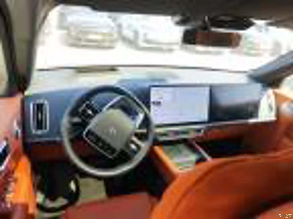 Li Auto L9, 2025 7