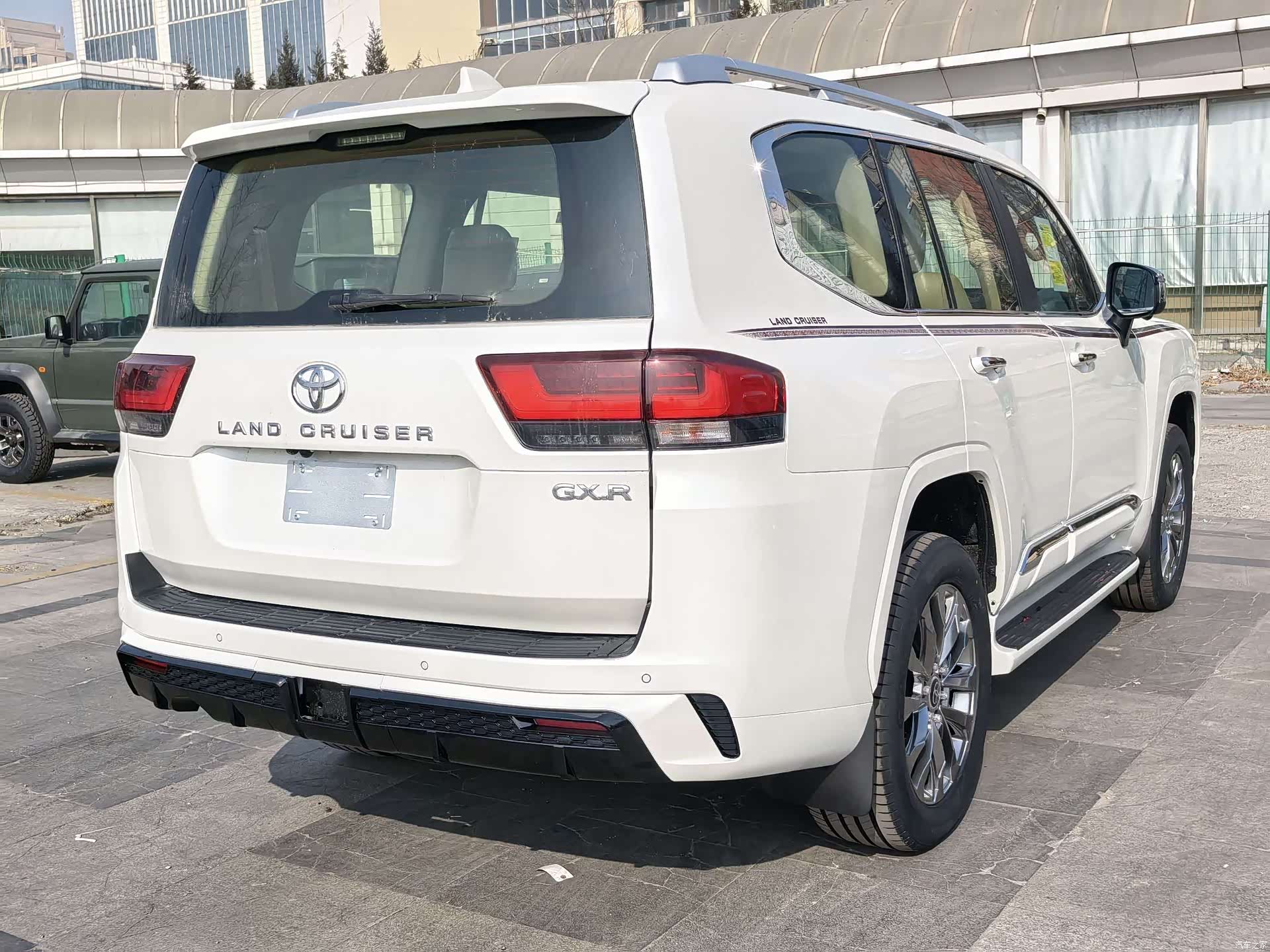 Toyota Land Cruiser, 2026 6