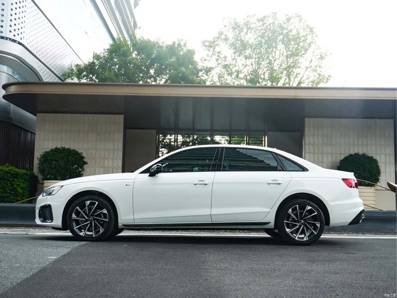 Audi A4L, 2023 6
