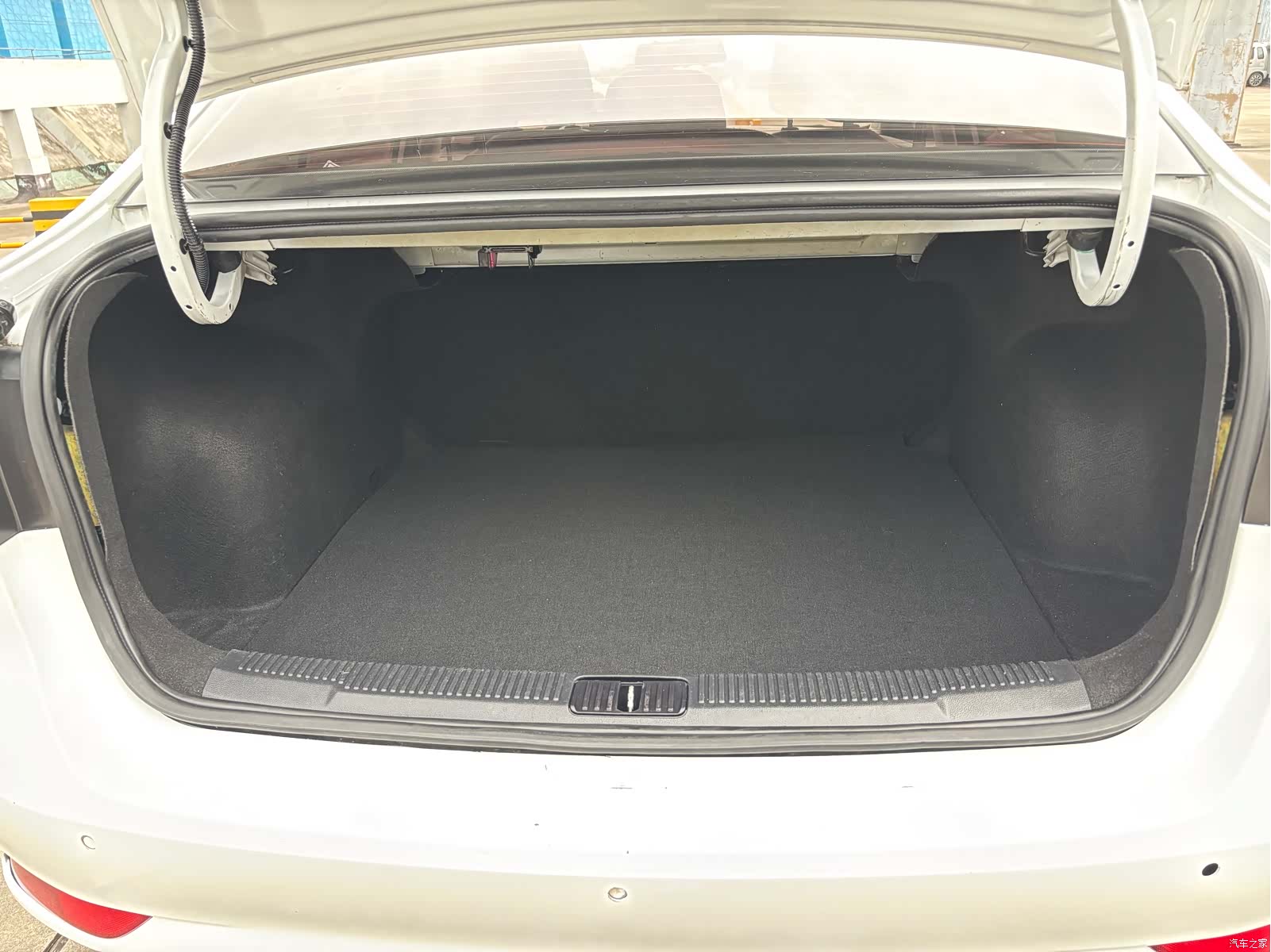 Roewe i5, 2019 14