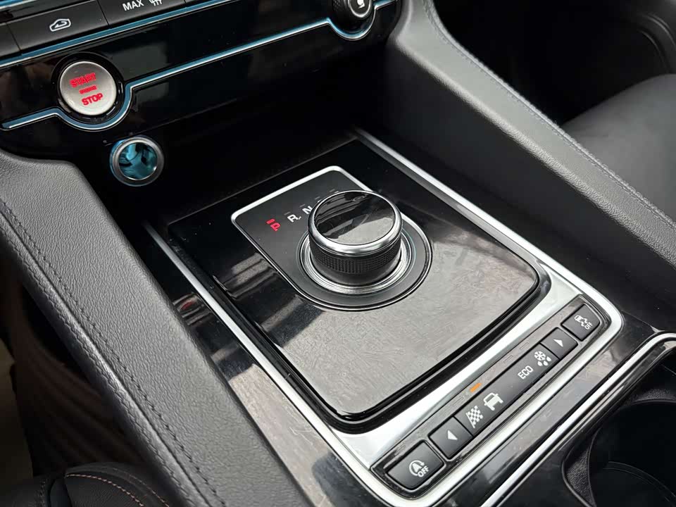 Jaguar F-PACE Jaguar F-PACE