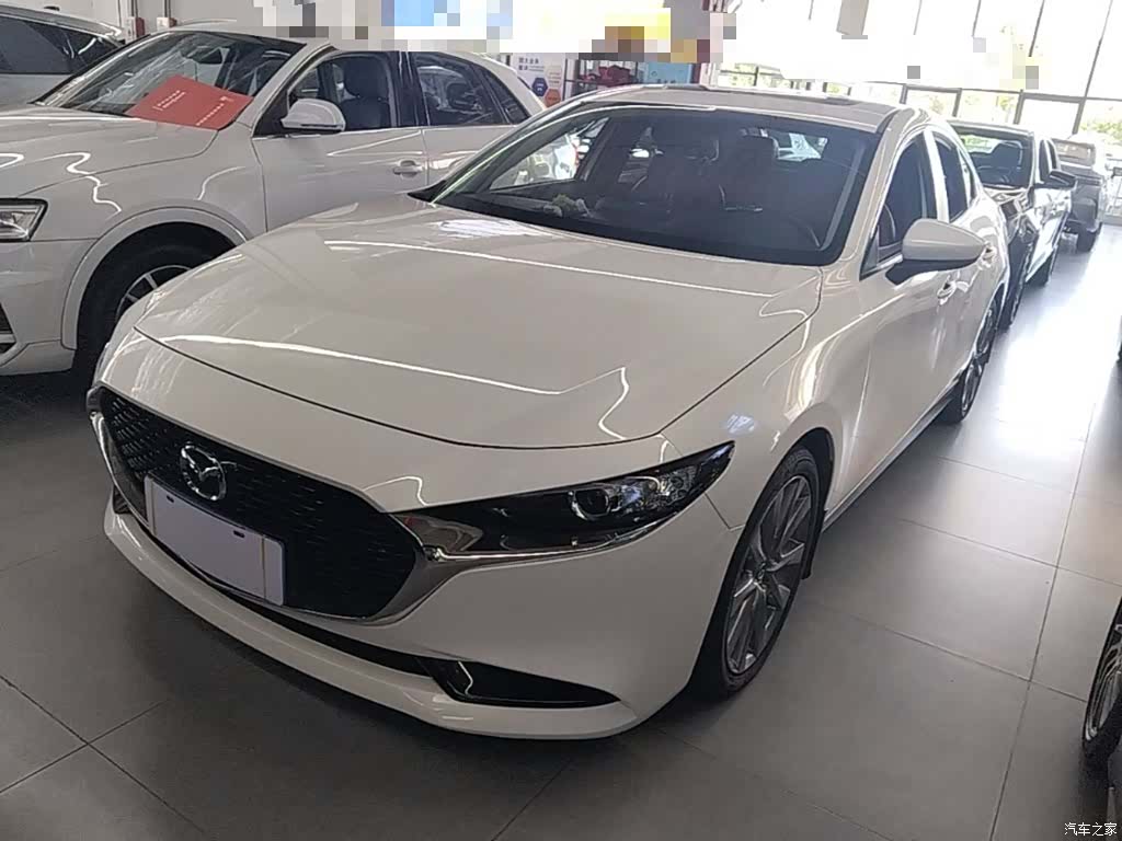 Mazda Mazda3, 2023 2