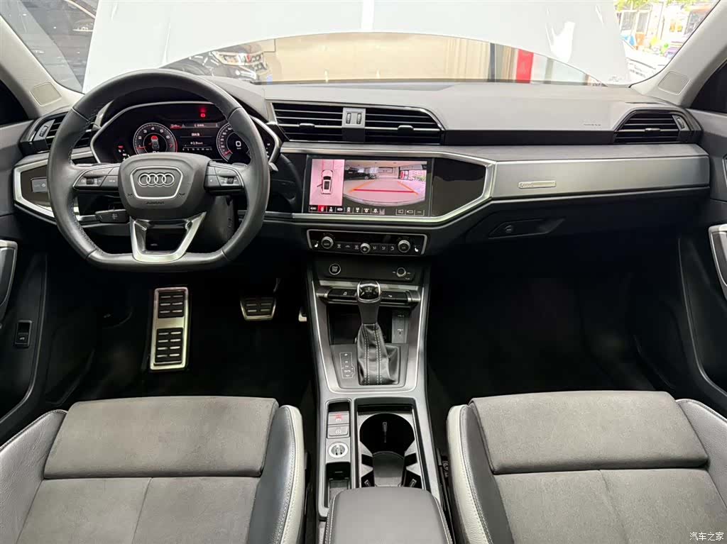 Audi Q3, 2023 20