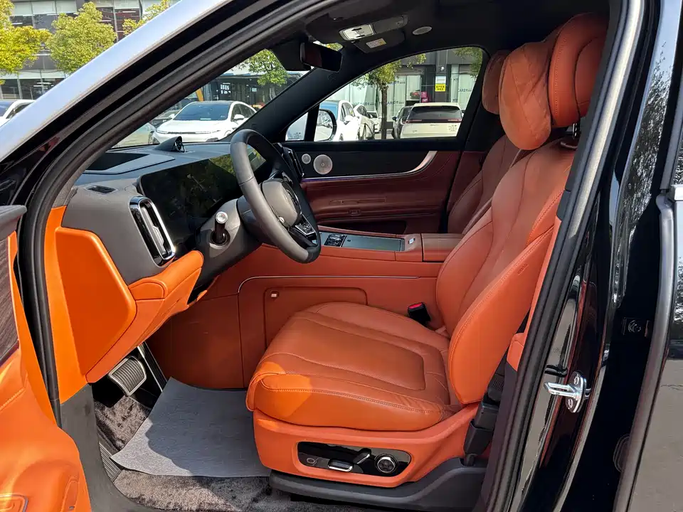 AITO Ask the world M9