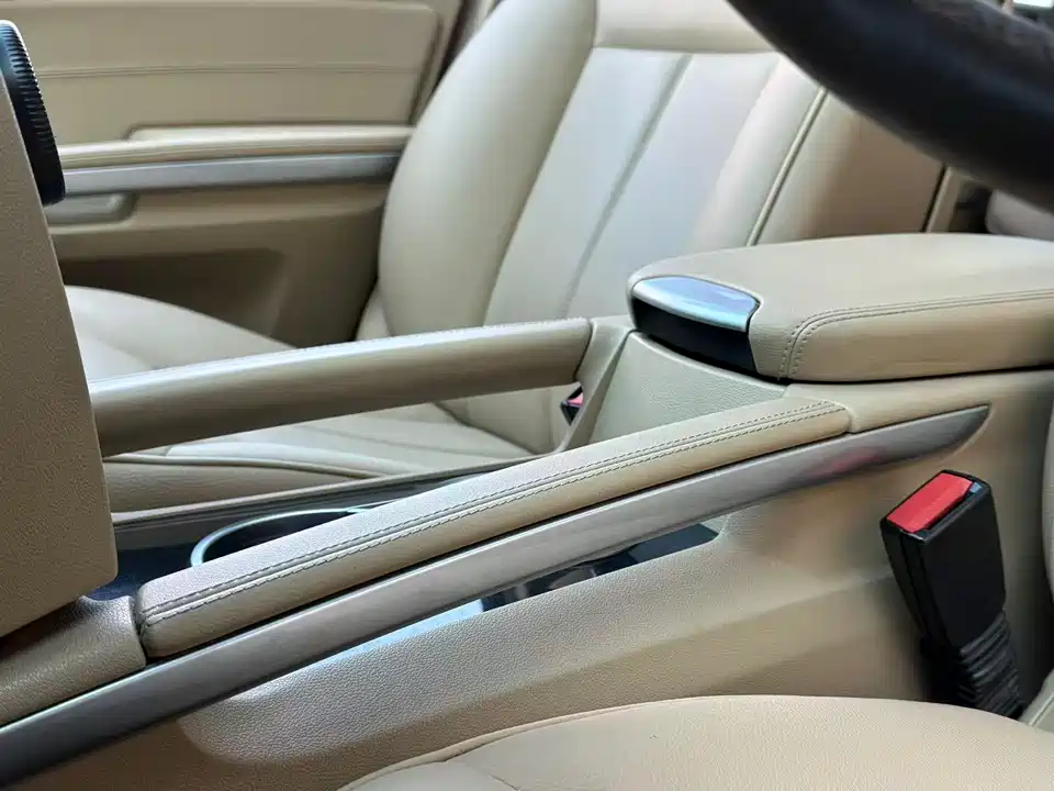 Mercedes-Benz GL grade