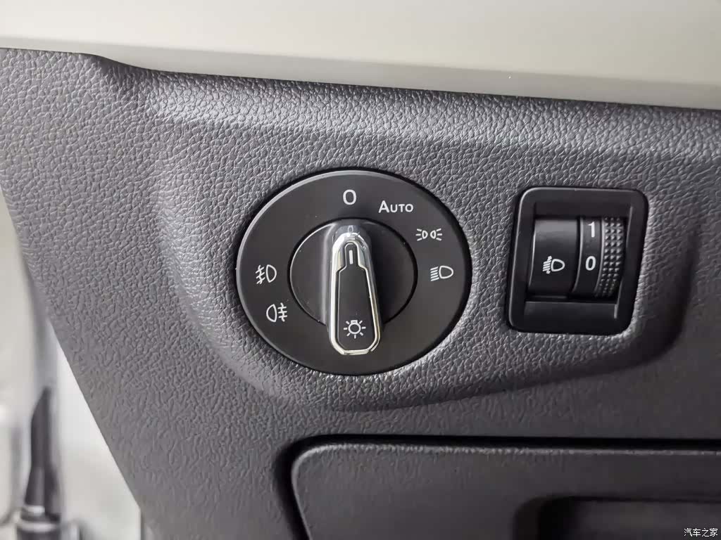 Volkswagen Lavida, 2022 21