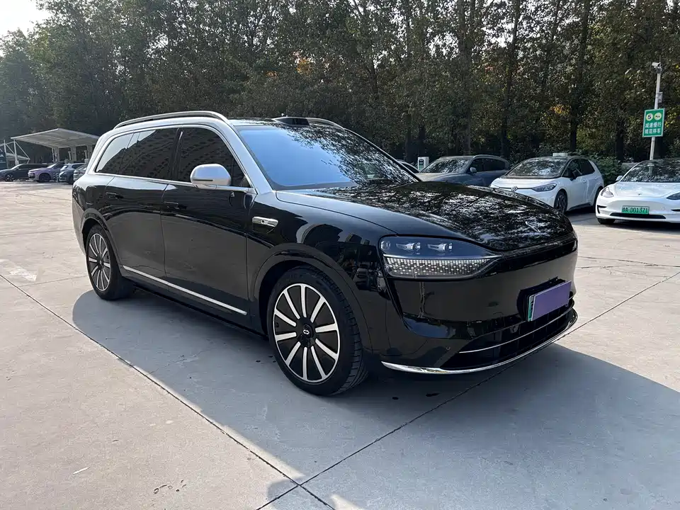 AITO Ask the world M9