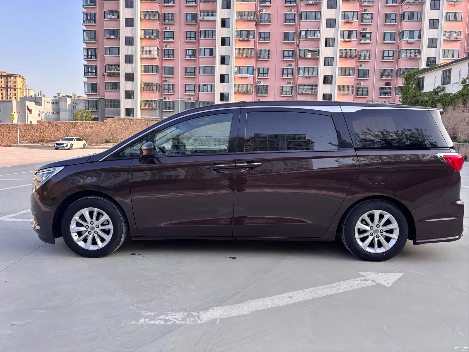 Buick GL8, 2017 7