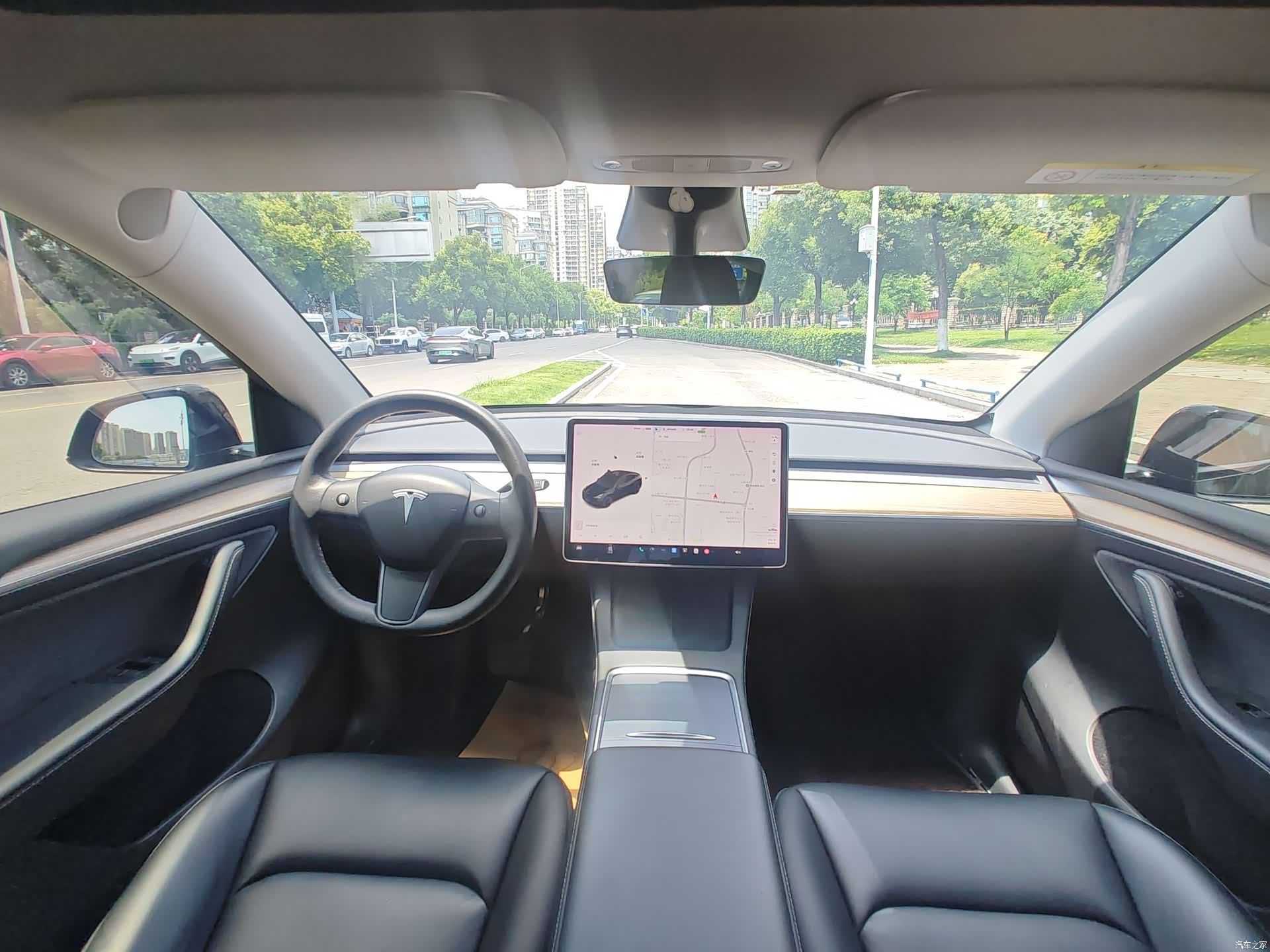 Tesla Model Y, 2021 11