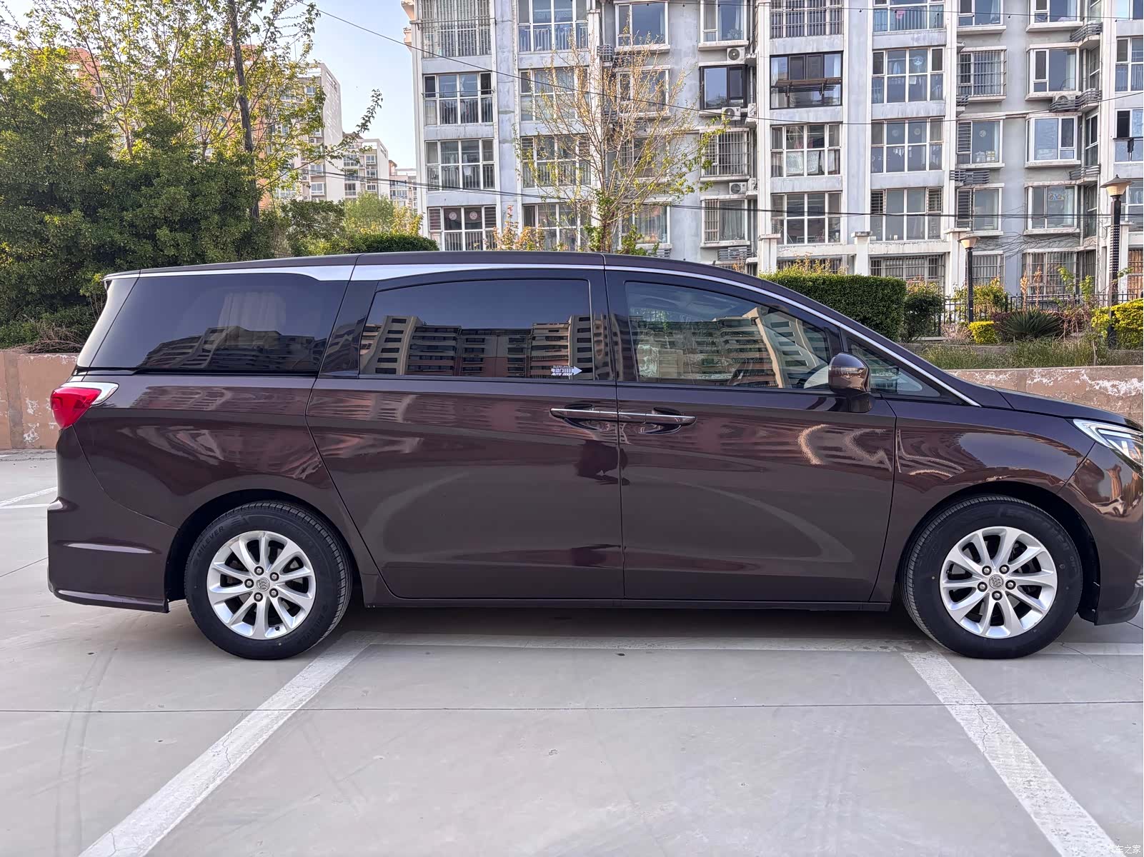 Buick GL8, 2017 8