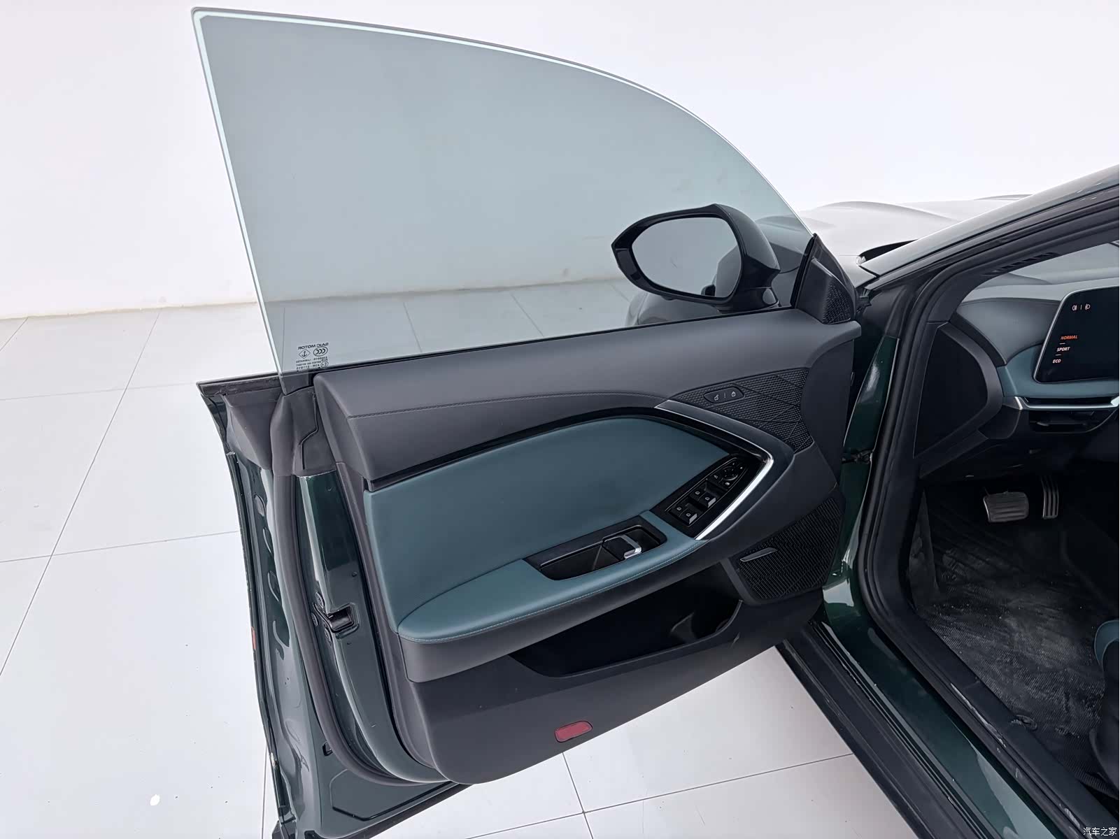 MG MG7, 2023 все фото