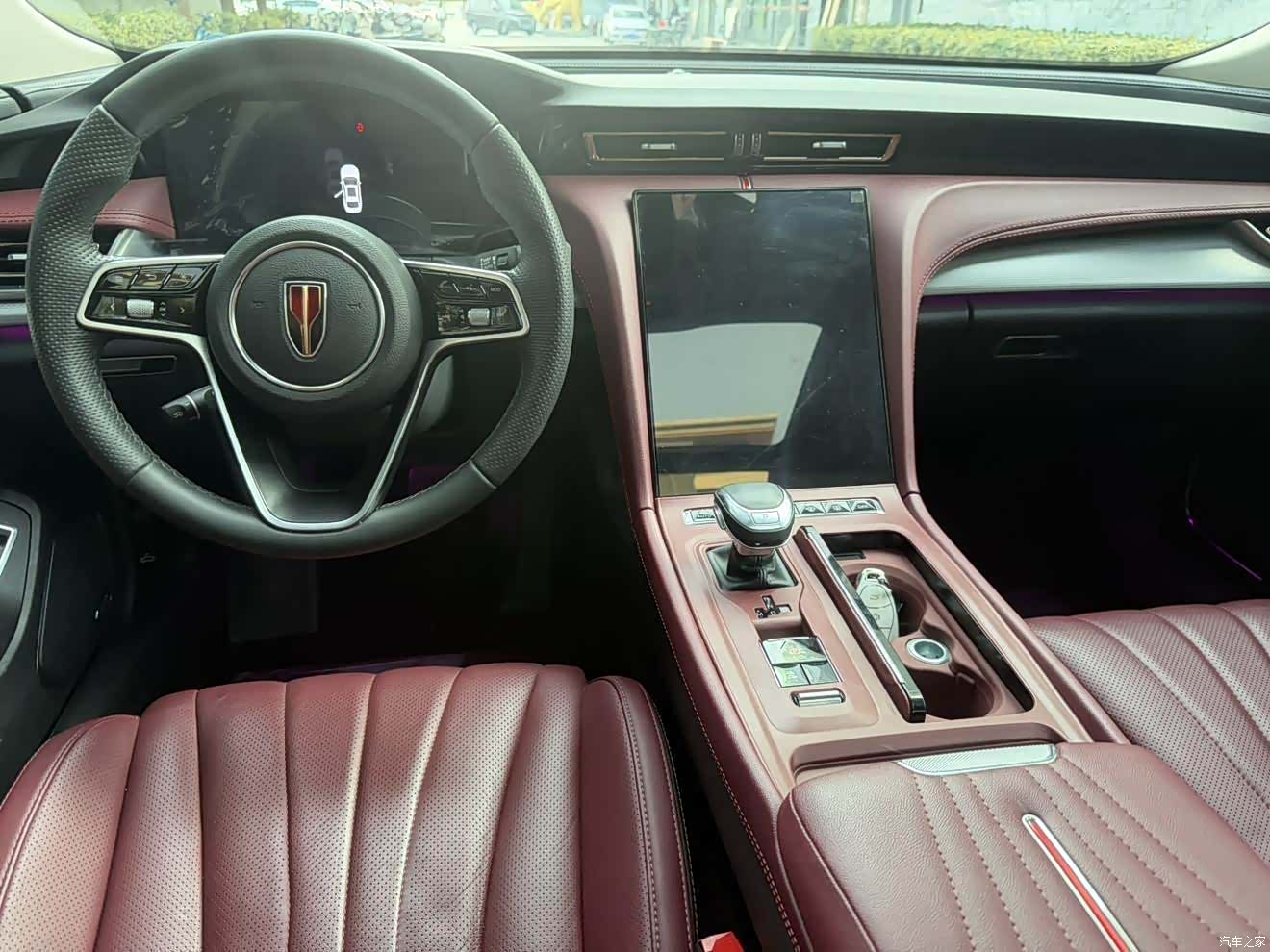 Hongqi H5, 2023 8