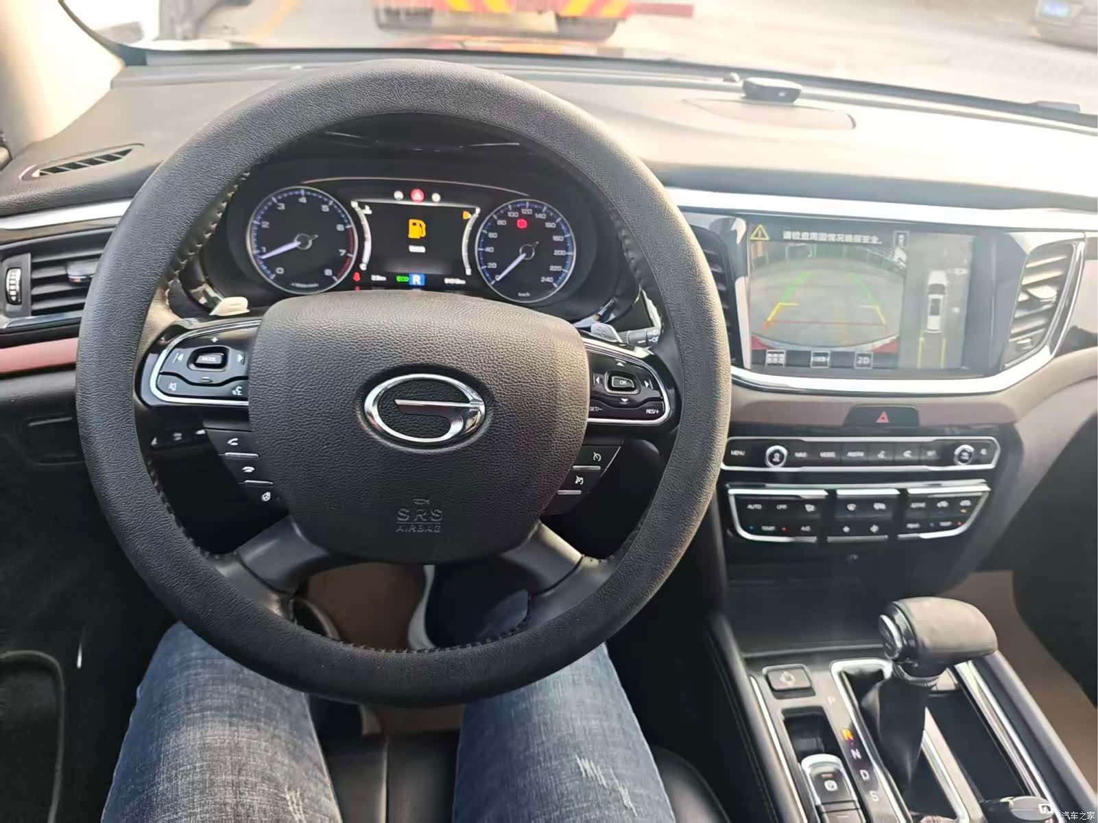 Trumpchi GS8, 2017 10