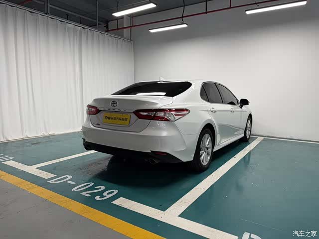 Toyota Camry, 2022 7