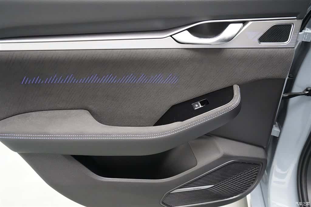 Geely Preface, 2025 15
