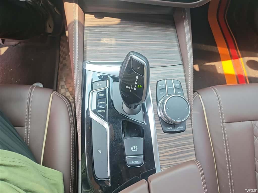 BMW 5 Series, 2018 14