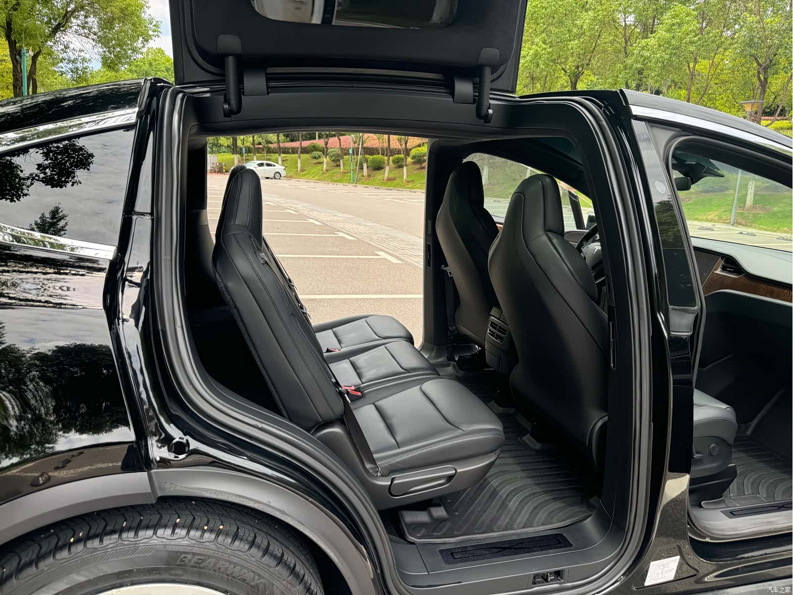 Tesla Model X, 2019 15