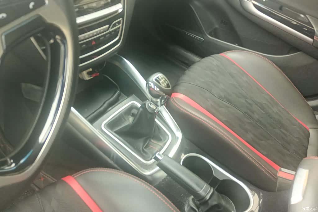 BAIC D50, 2019 16