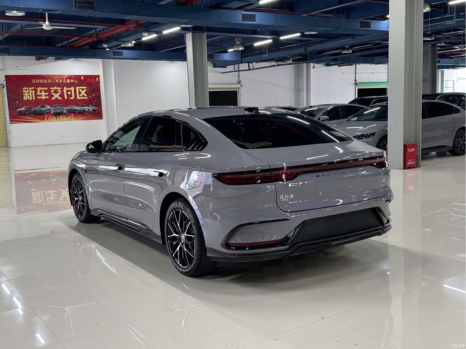 BYD Han, 2025 все фото