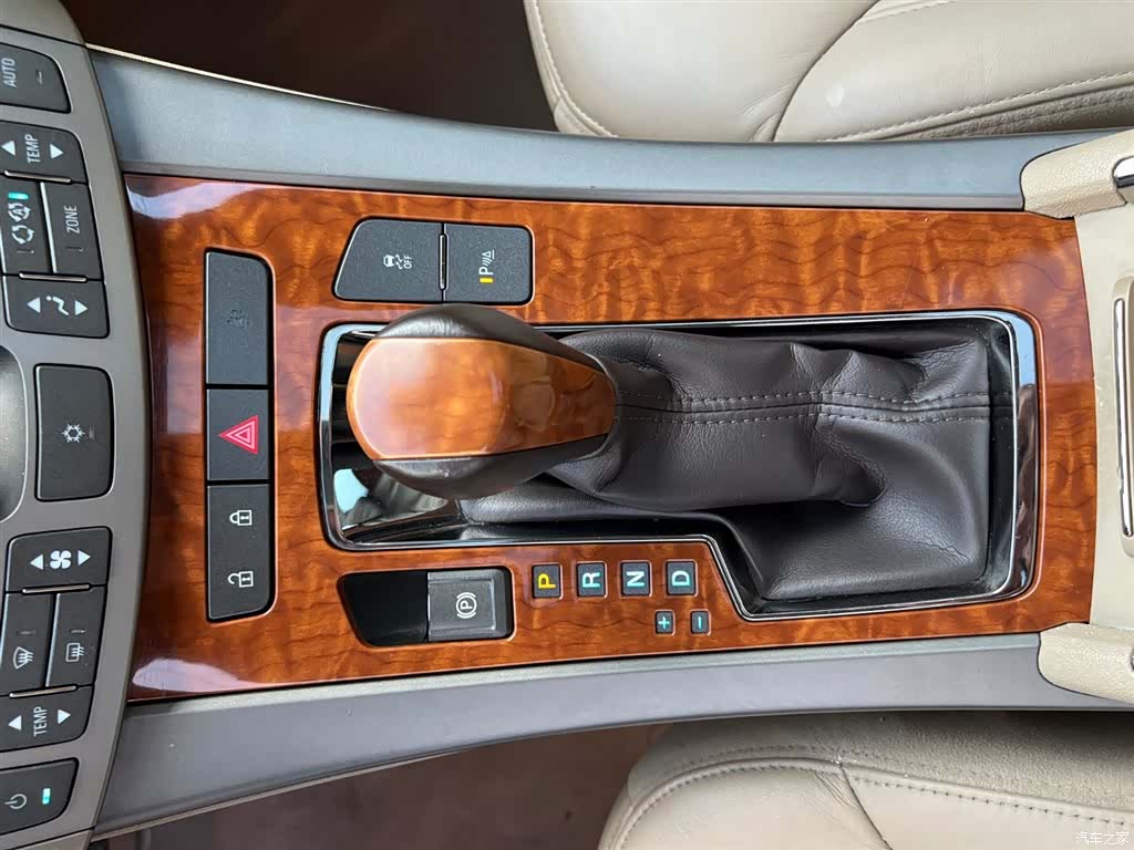 Buick LaCrosse, 2012 11