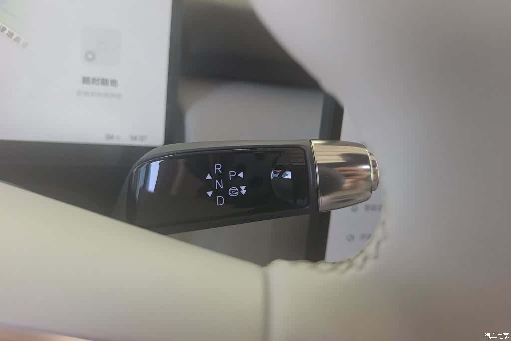 Xpeng P7, 2025 16