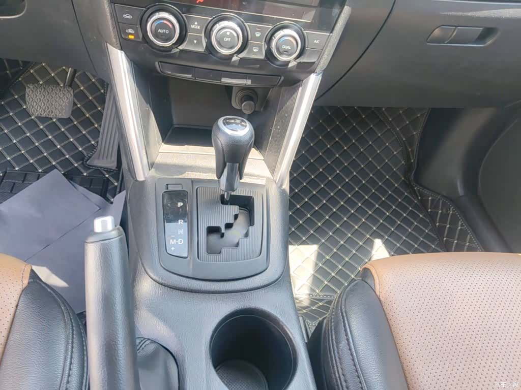 Mazda CX-5, 2015 10