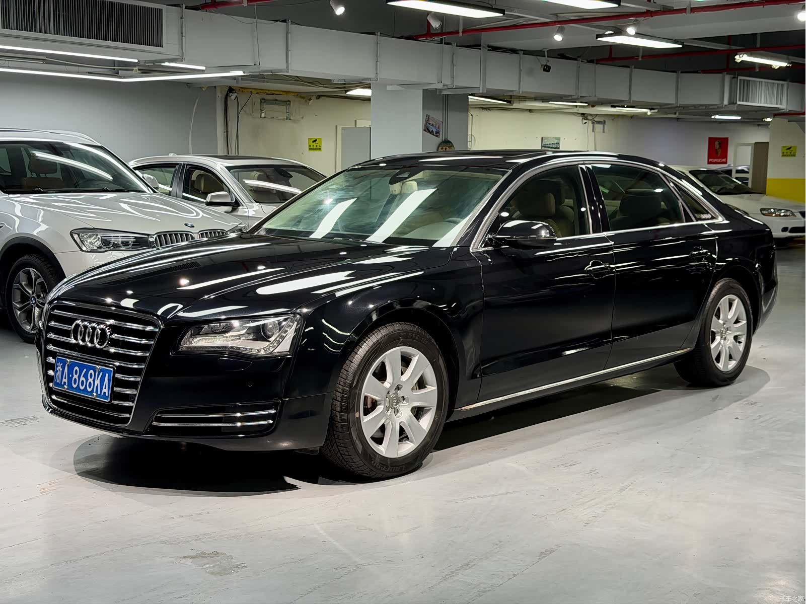 Audi A8L, 2011 1